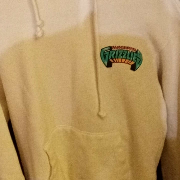 Mitchell & Ness Vancouver Grizzlies Hoodie - Picture 1 of 2